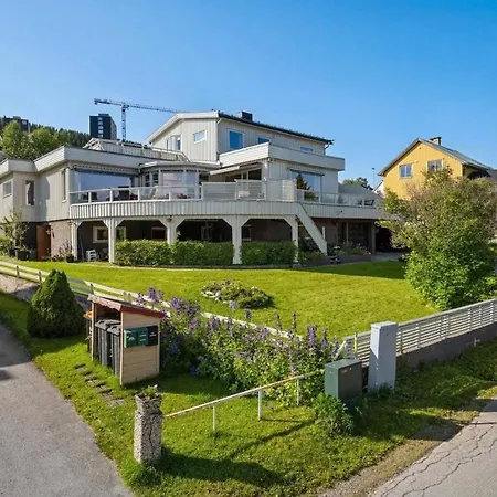 Apartman Aurora View - 3 Bedrooms With Stunning Views Tromsø